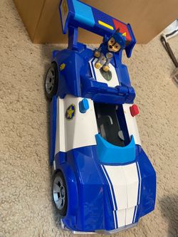 Paw patrol chase car and chase toy figurine