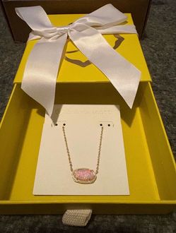 Kendra Scott Gold Chain Opal Pendant Necklace