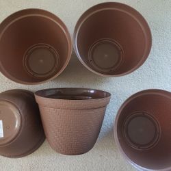 New 5 Pots .. 10 Inch Diameter.. 7.4 Inch Height 