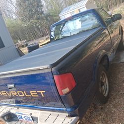 2000 Chevrolet S-10