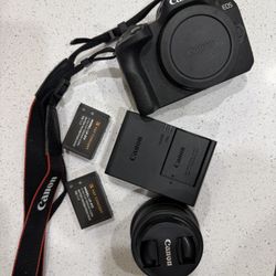 Canon EOS R50