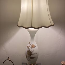 Vintage Lamp White With Gold Floral Pattern Works