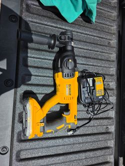 Dewalt Rotary hammer drill