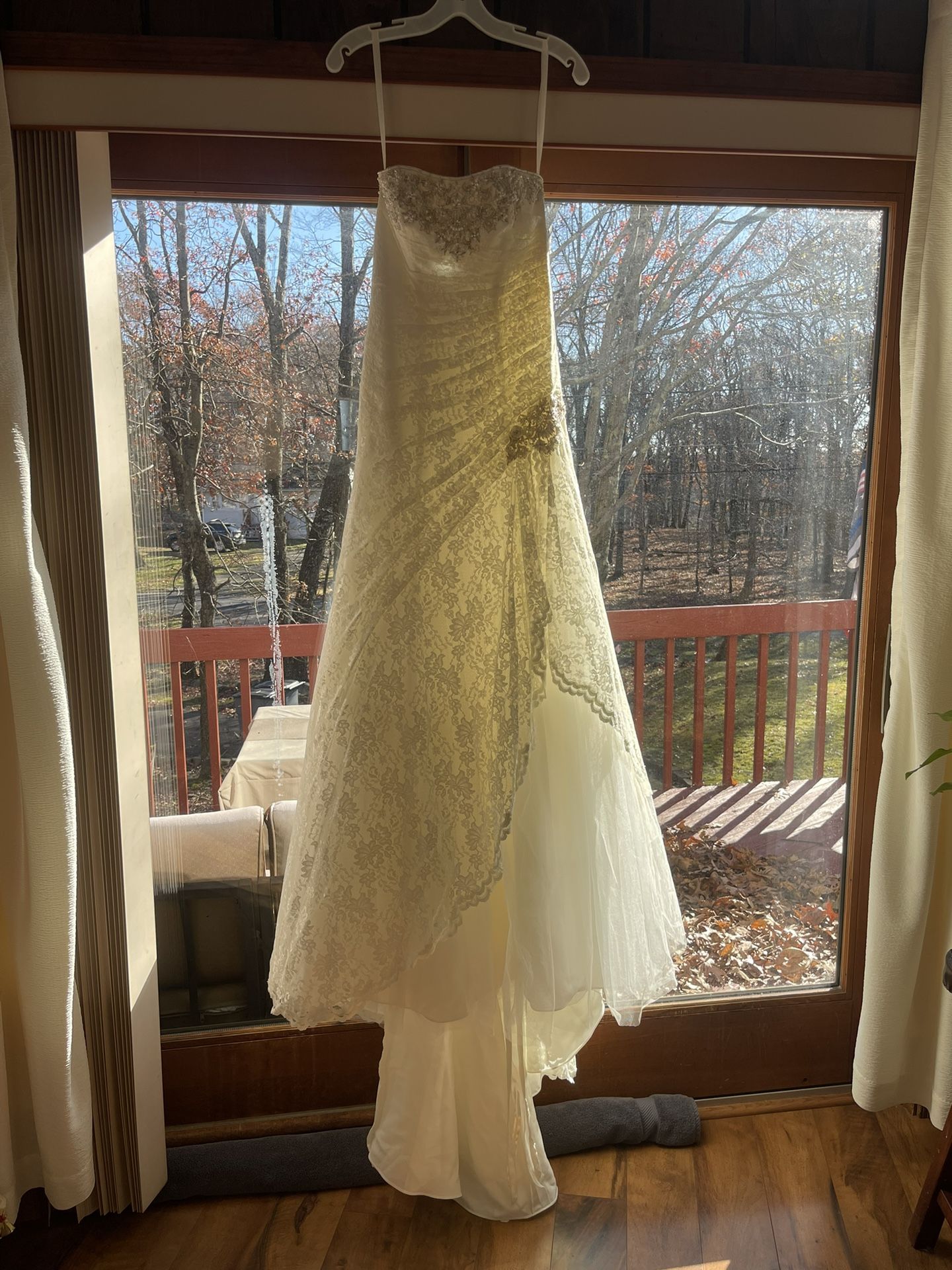 David’s bridal Wedding Dress (Brand New With Tags)