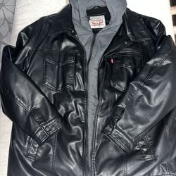 Men’s Faux Leather Jacket W/hoodie Size XXL