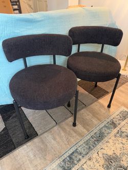2 chairs