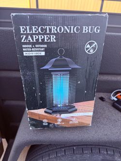 Electronic bug zapper