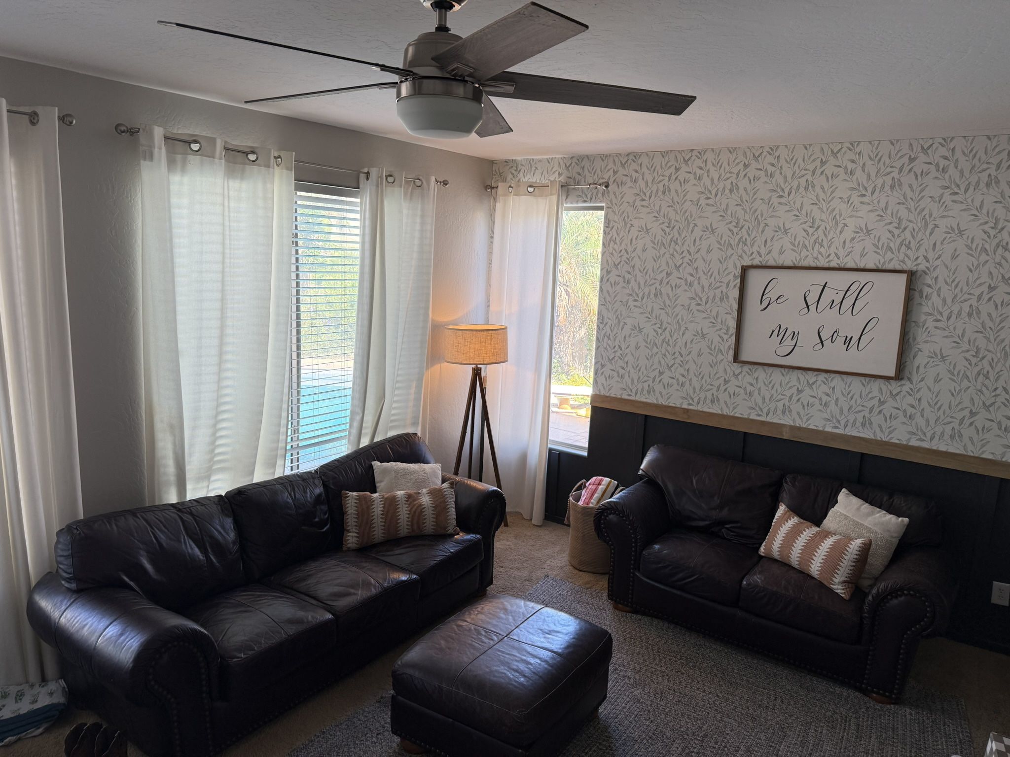 Remodel Sale!!!!!! These Need To Go NOW. Come And Get Them At A Sweet Price. Leather Sofa, Love Seat And Ottoman