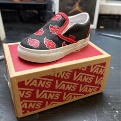 Kids Size 5 Brand New