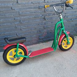 kettler scooter made in Germany in perfect conditions pickup in kck 66106 near 635 and kansas Ave 