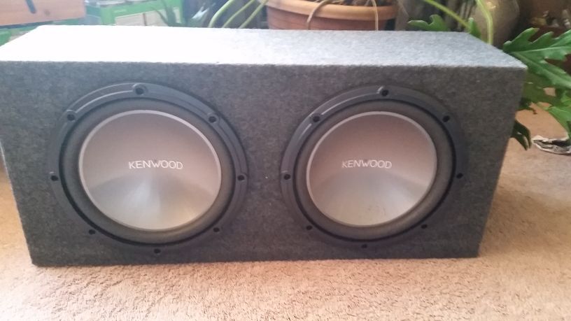 2 12" Kenwood subwoofers w/ box and amp