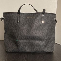 Michael Kors Tote