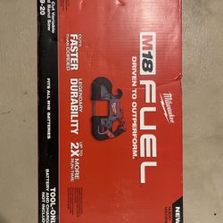 Milwaukee M18 FUEL 18V Lithium-Ion Brushless Cordless Deep Cut Band Saw (Tool-Only)