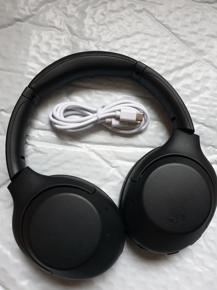 Sony WH-XB900N Wireless Noise Canceling Over-Ear Headphones - Black