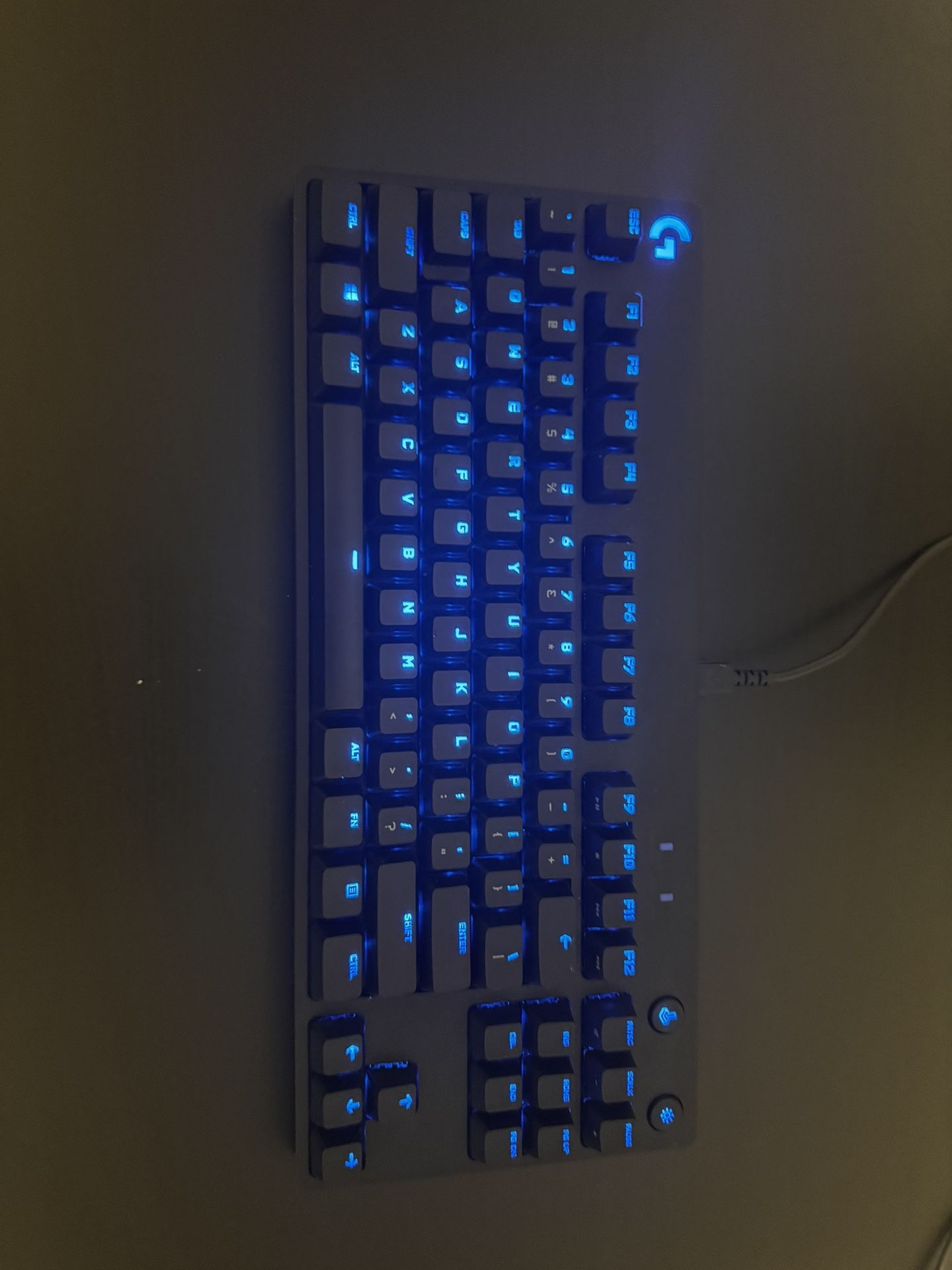 Logitech - G PRO TKL Wired Mechanical GX Blue Clicky Switch Gaming Keyboard with RGB Backlighting - Black