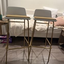2 Bar Stools