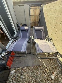 Reclining Lounge Chairs