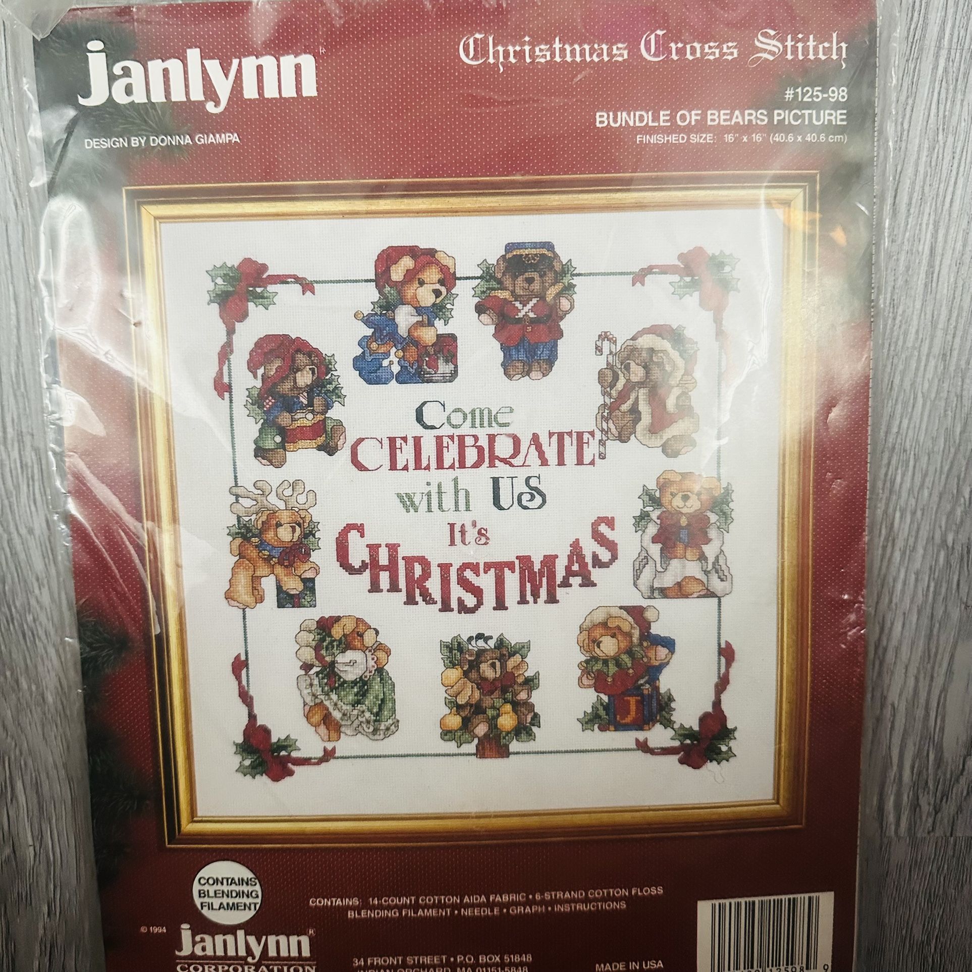 Vintage 1994 Christmas Bears Cross Stitch New