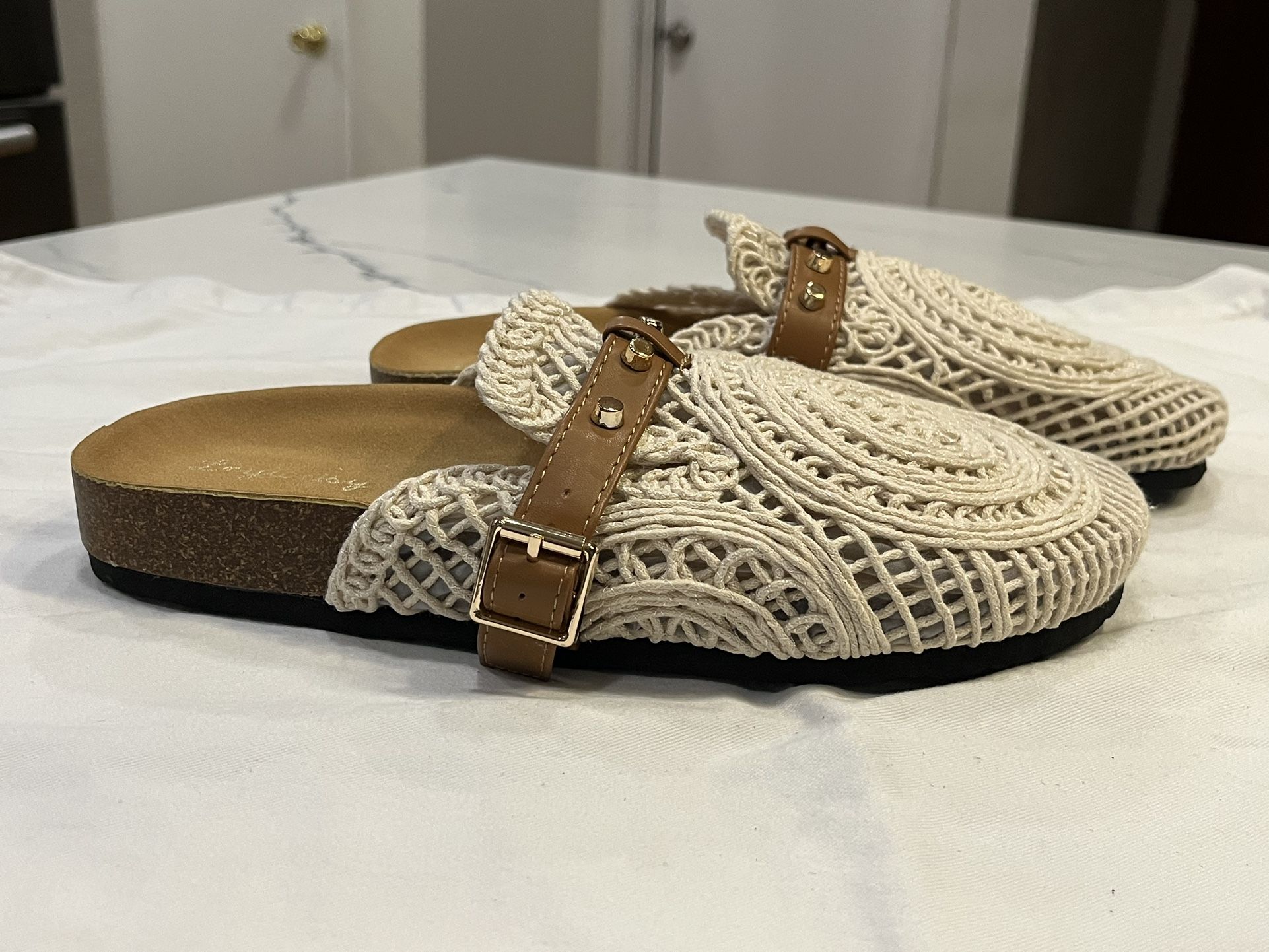 LRYWEISY Women Weave Flat Crochet Mule NWOB 39(9)