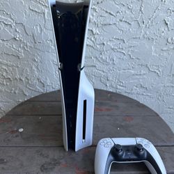 PS5 Slim Disc Edition – 1TB- Perfect Condition