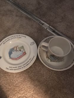 Wedge wood kids Peter rabbit dinner set