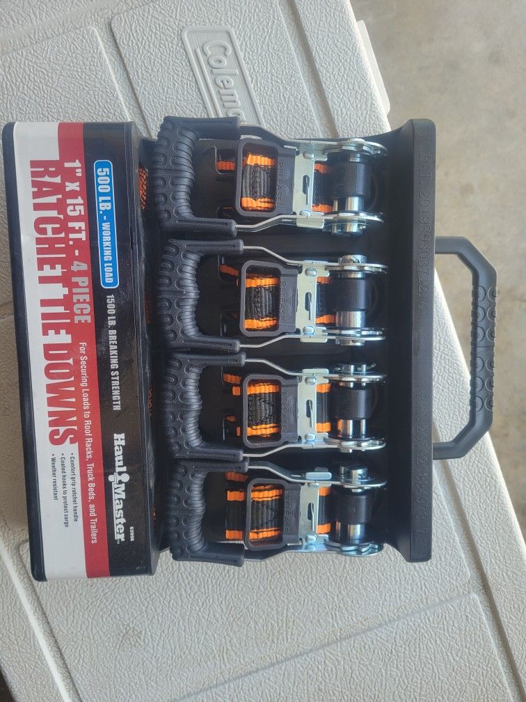 New Ratcheting Tie Downs, 4 Pack