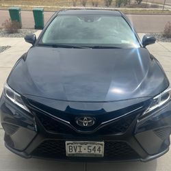 2019 Toyota Camry SE