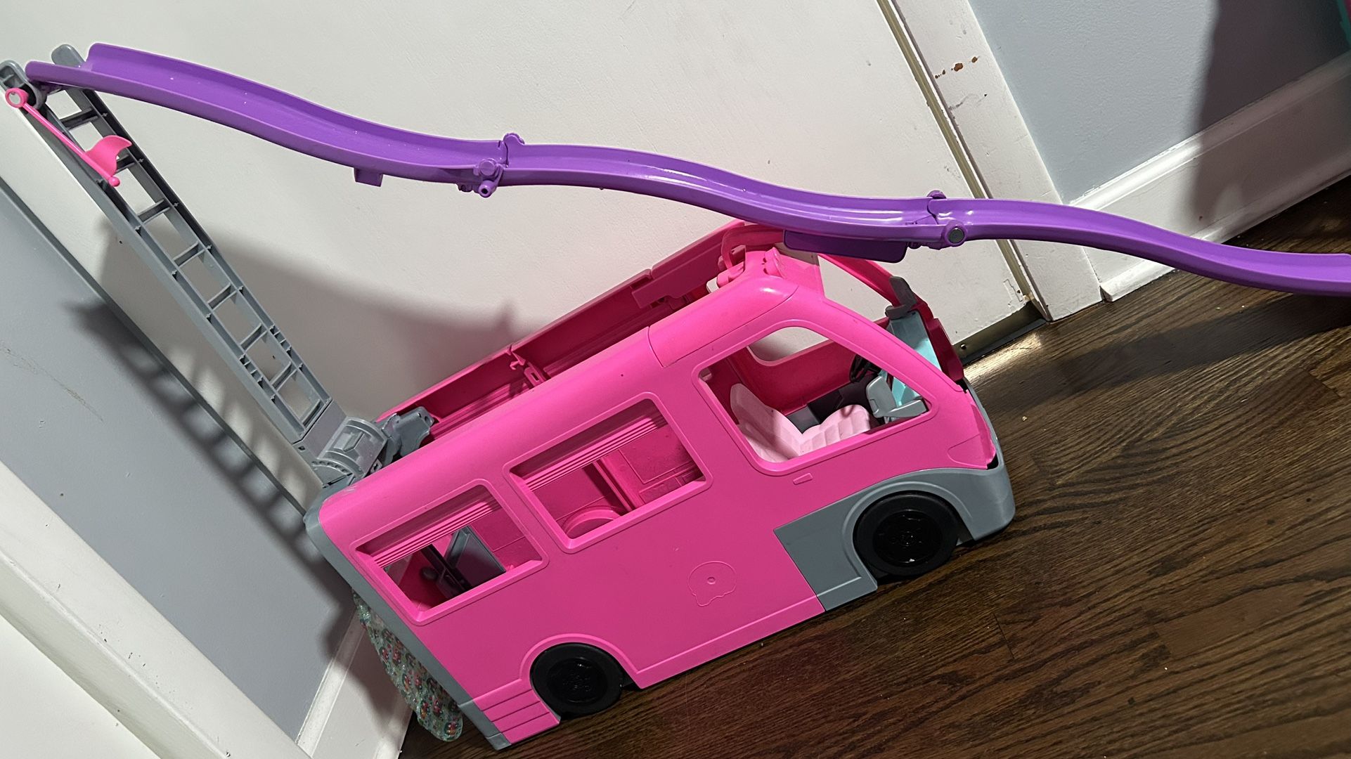 Barbie Dream Camper Van