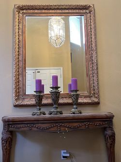 Entryway foyer table and mirror
