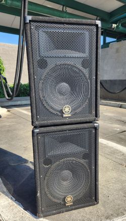 Yamaha speaker all information is on the label of the speaker