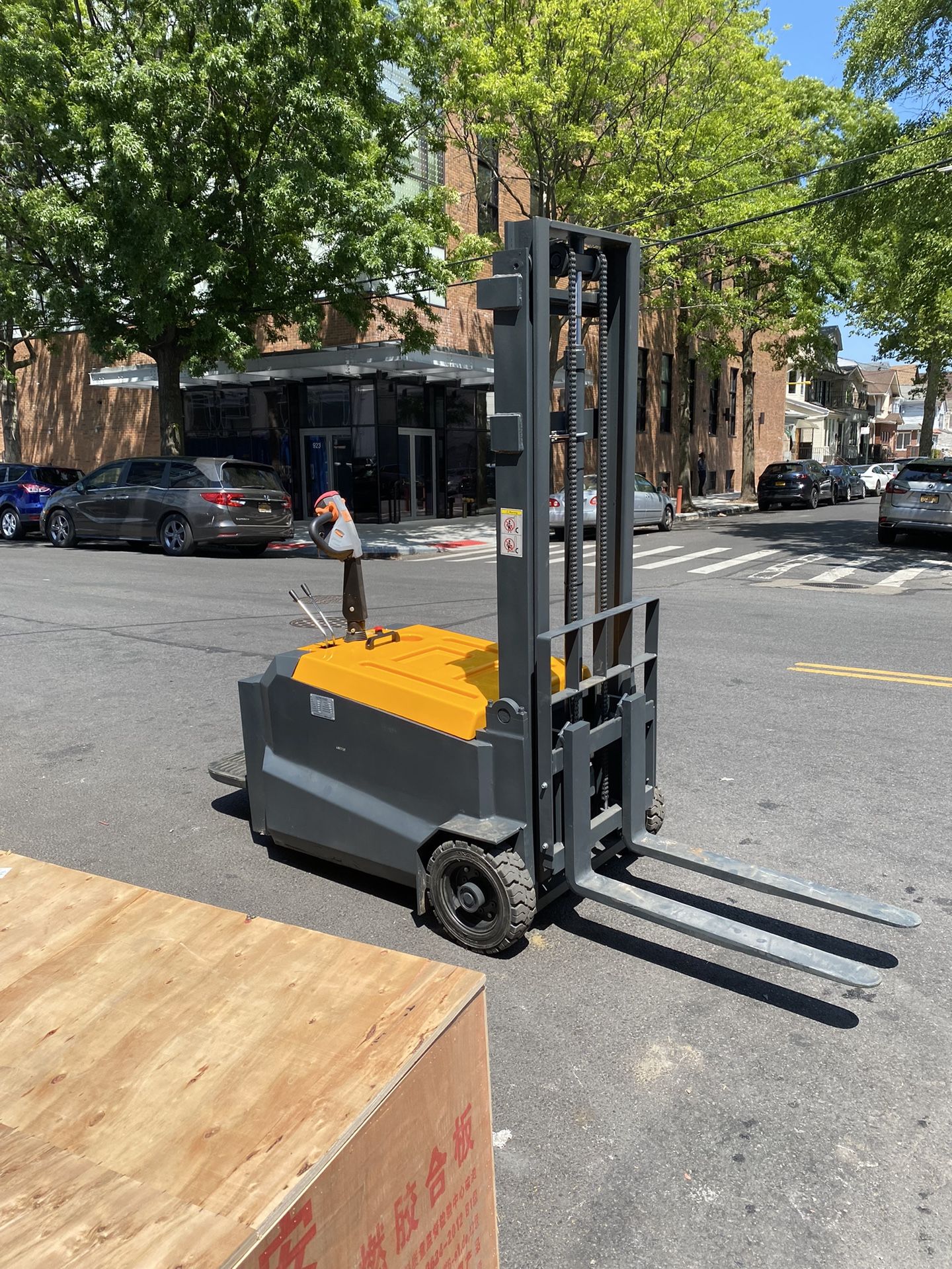 Electric forklift not working