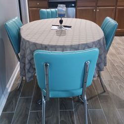 Retro Dining Set