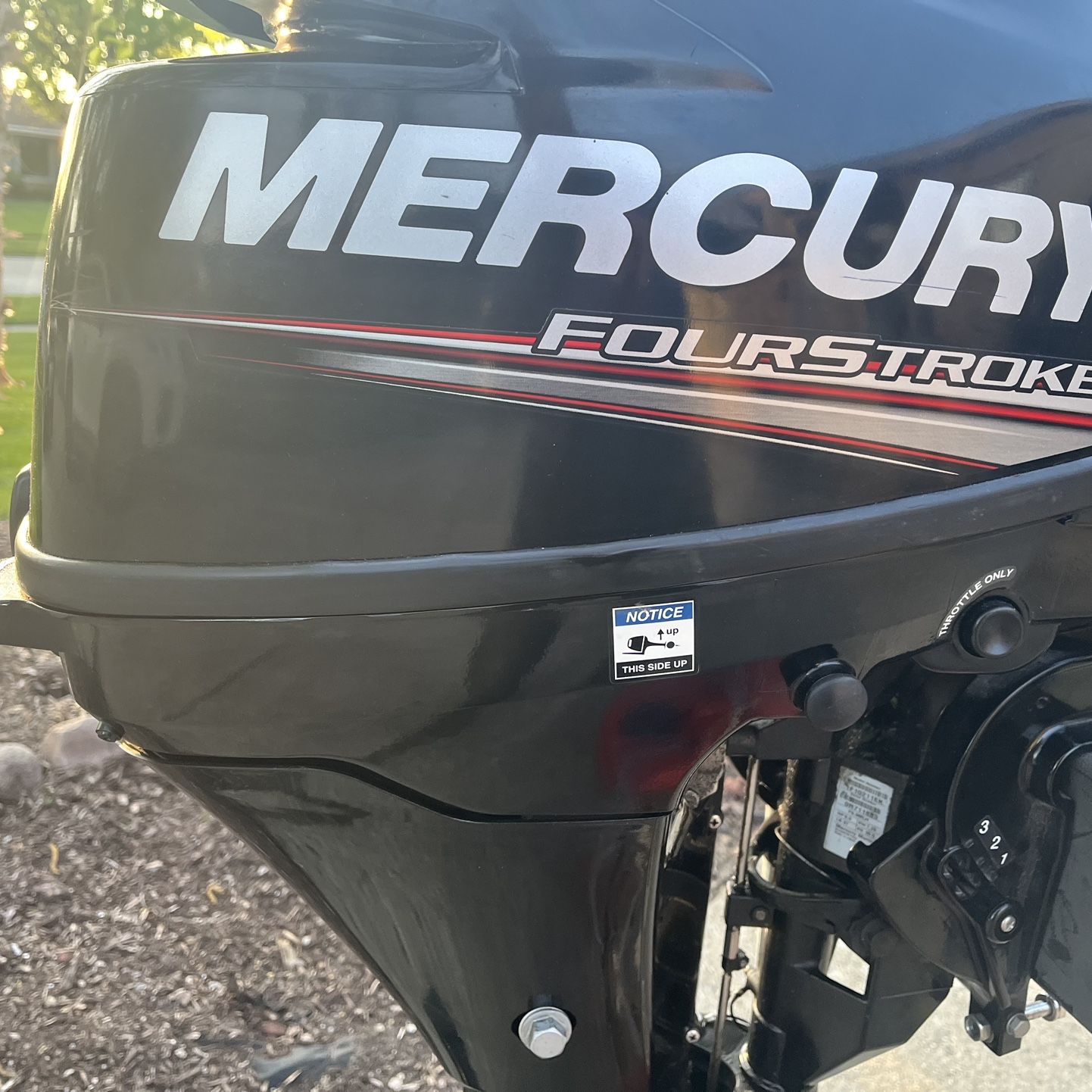 9.9 Mercury Kicker Outboard Motor