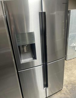 Samsung Quad Door Fridge with FrenchDoor & EnergyStar