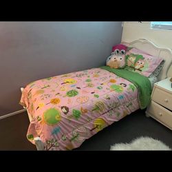 Twin Bed 