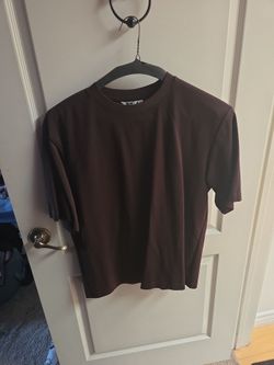Uniqlo tee