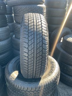 265/70/17 Dunlop 95 % TREAD LIFE All Four Semi New