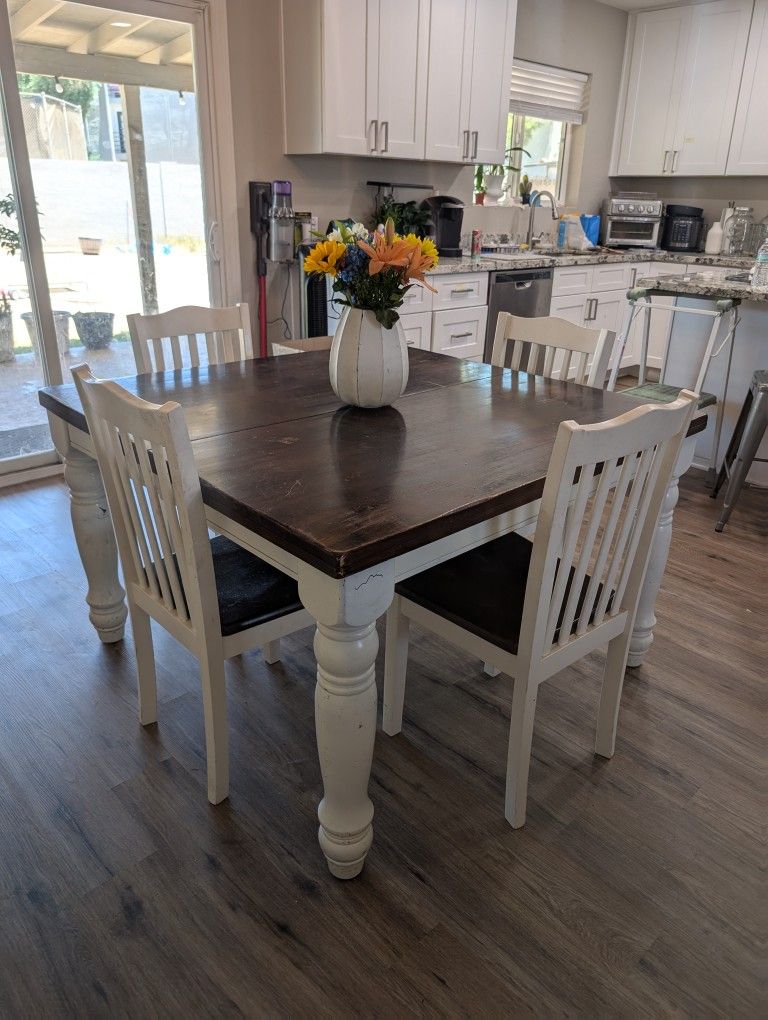 Dining Table With Chairs, Extension Leaf