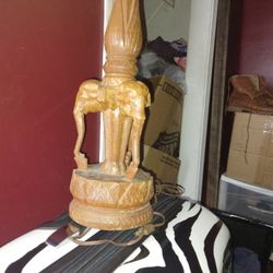 VINTAGE. WOOD.   CARVE.  ELEPHANT  LAMP.      