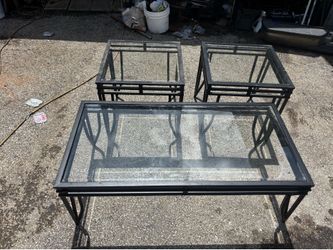 Center/end tables