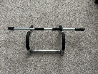 Pull Up Bar