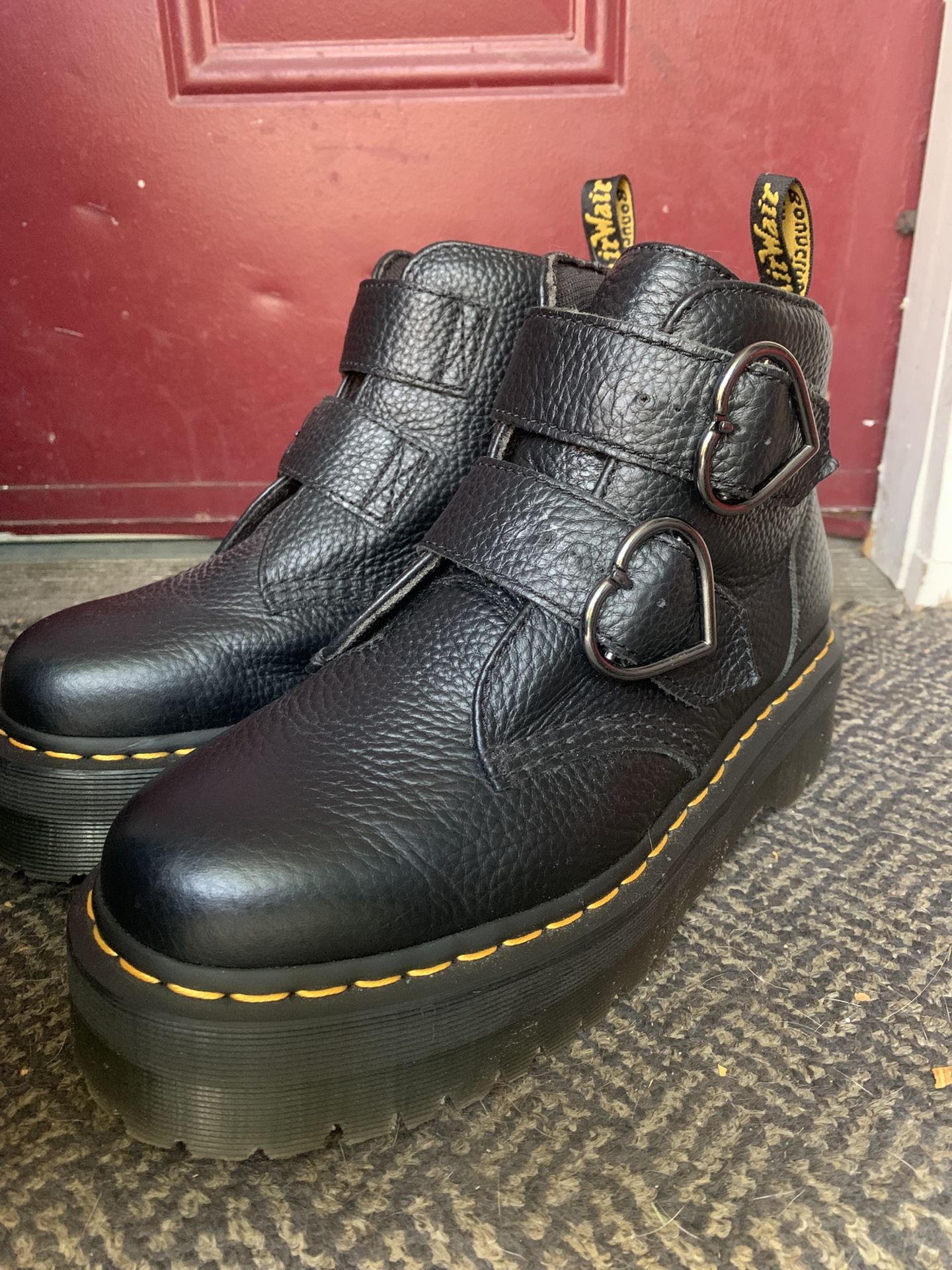 Dr.Martens Heart Buckle Boots 