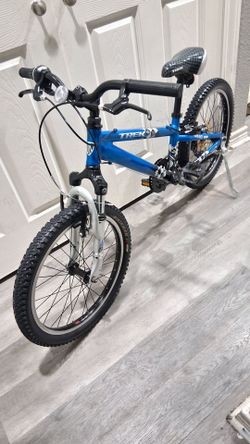 Trek boys bike ( 20 inch wheels)