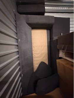 Couch set