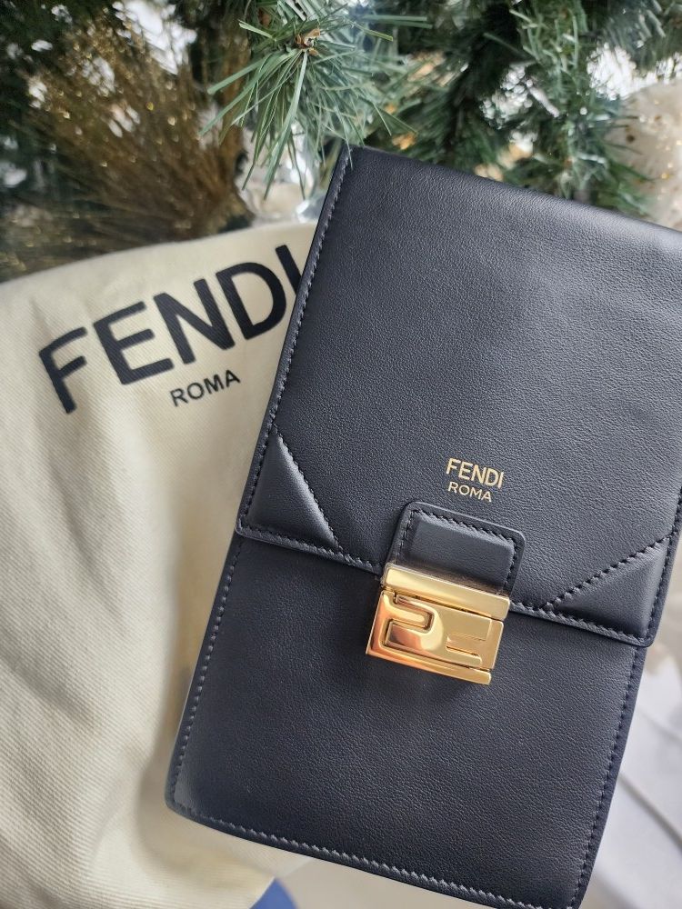 NWT FENDI Kan U Calf Leather Crossbody Wallet On Chain