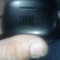 JBL Earbuds 