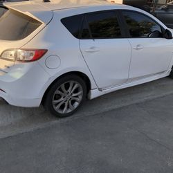 2011 Mazda 3 Hatchback 