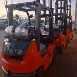 FORKLIFT TOYOTA #1 IN MIAMI 