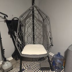 Hanging Egg Chair