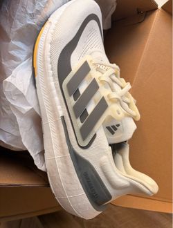 Adidas Ultraboost Light ID3281 Men’s Size 8 – Like New – Fit Check Only